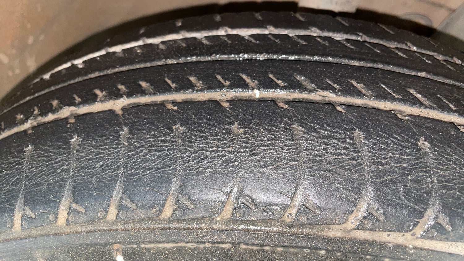 Used 2017 Nissan Micra XL CVT Petrol Automatic tyres RIGHT FRONT TYRE TREAD VIEW