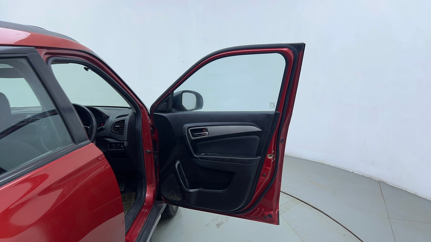 Used 2018 maruti-suzuki Vitara Brezza ZDi AGS Diesel Automatic interior RIGHT FRONT DOOR OPEN VIEW