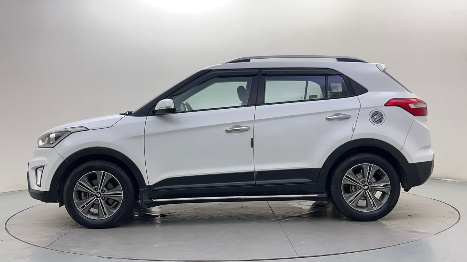 Used 2017 Hyundai Creta 1.6 SX Plus AT Petrol Petrol Automatic exterior LEFT SIDE VIEW