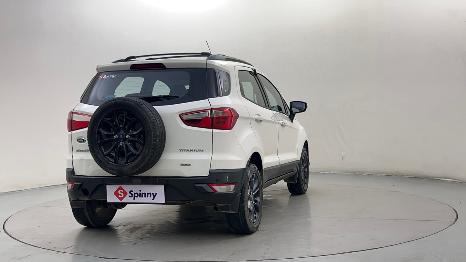 Used 2016 Ford EcoSport Titanium 1.5L TDCi Diesel Manual exterior RIGHT REAR CORNER VIEW
