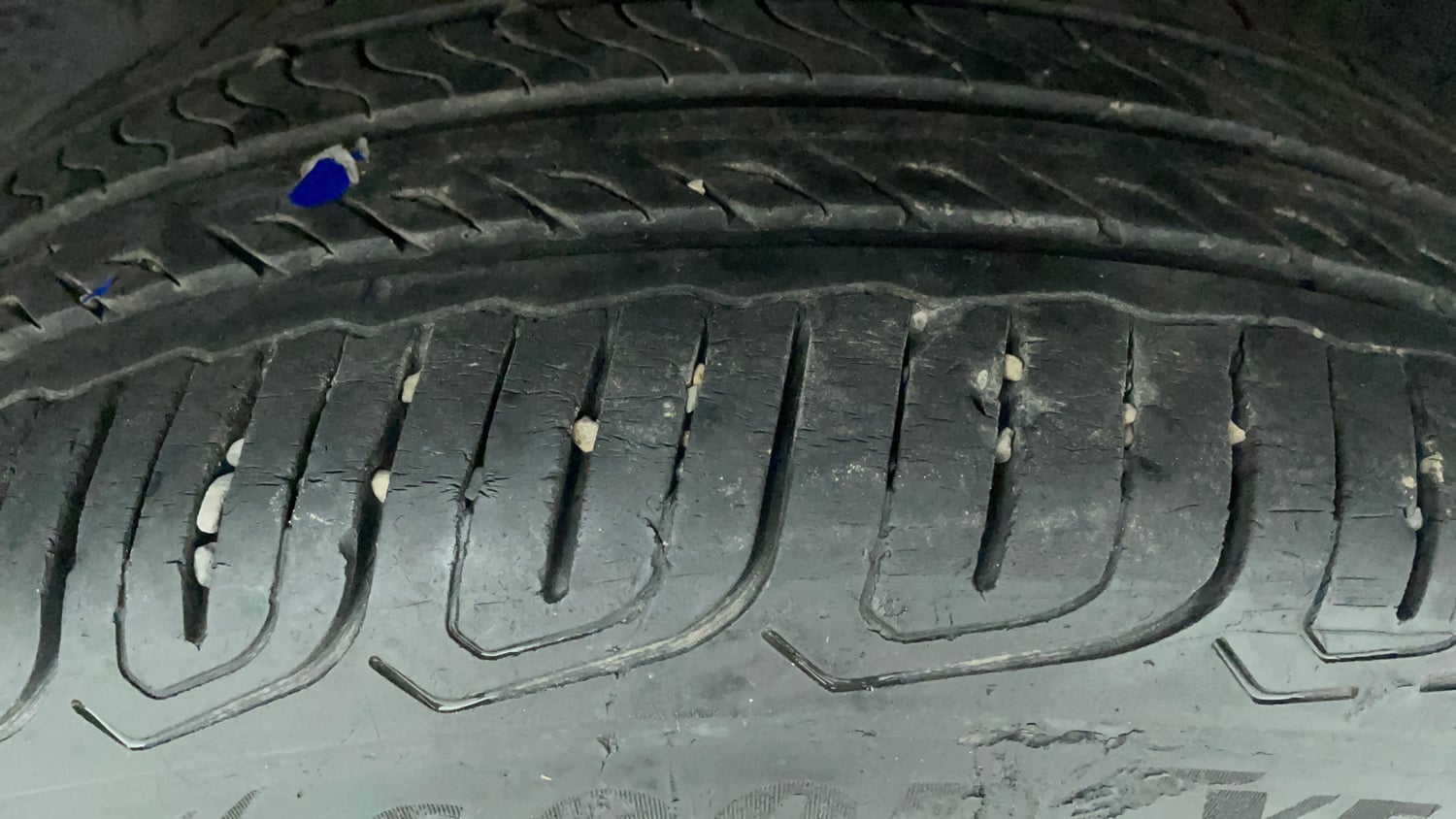 Used 2023 Tata Altroz XZ Diesel Diesel Manual tyres RIGHT REAR TYRE TREAD VIEW