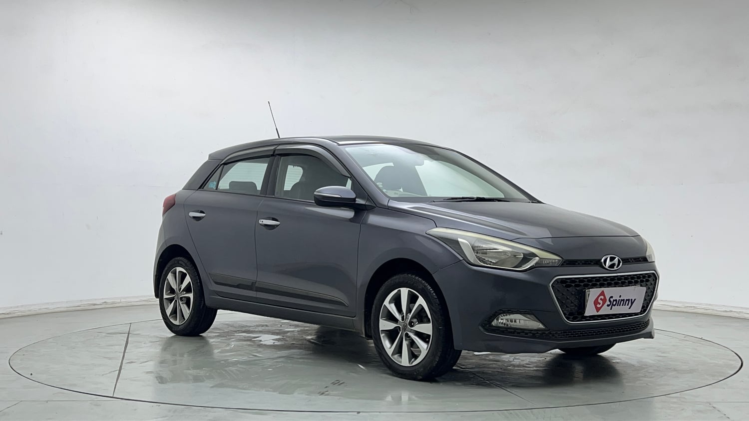 Used 2014 Hyundai Elite i20 Asta 1.2 Petrol Manual exterior RIGHT FRONT CORNER VIEW