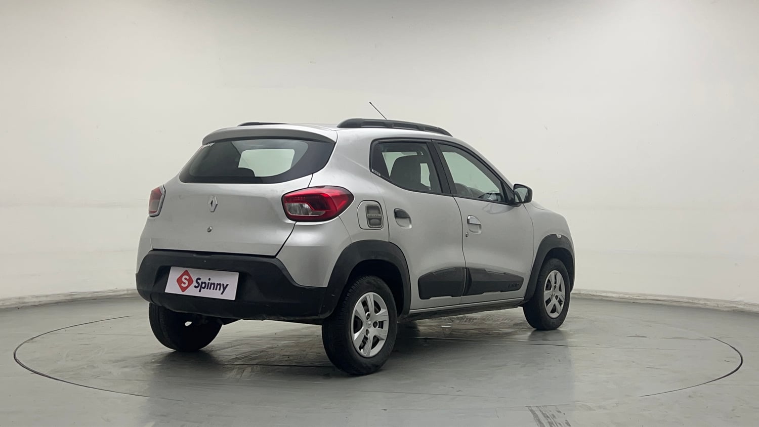 Used 2016 Renault Kwid RXT Petrol Manual exterior RIGHT REAR CORNER VIEW