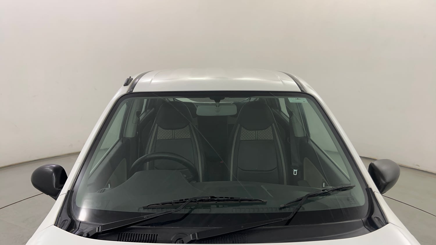 Used 2016 Maruti Suzuki Alto K10 VXi AMT Petrol Automatic exterior FRONT WINDSHIELD VIEW