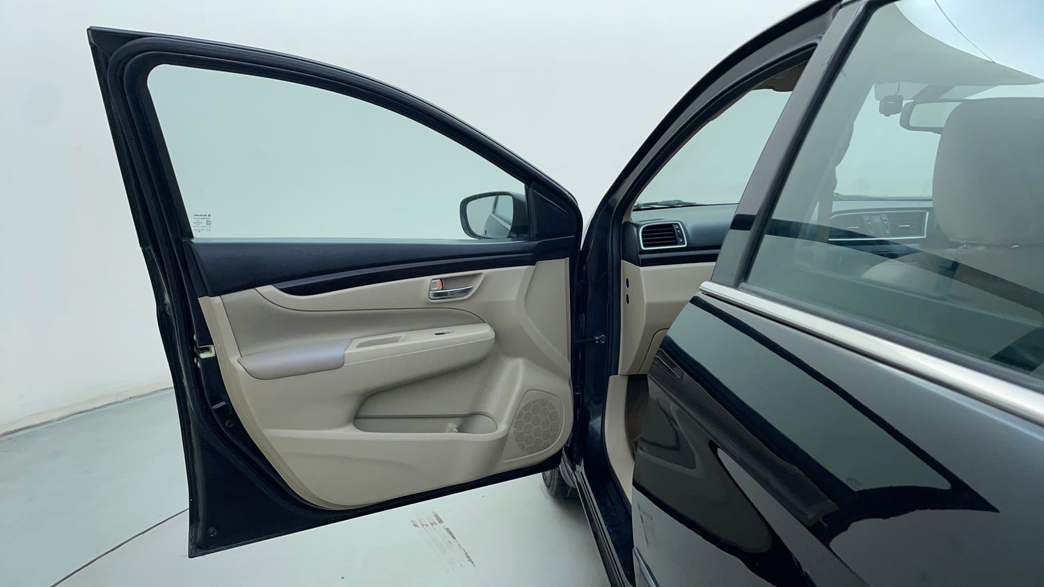 Used 2017 Maruti Suzuki Ciaz Zeta 1.4 AT Petrol Automatic interior LEFT FRONT DOOR OPEN VIEW