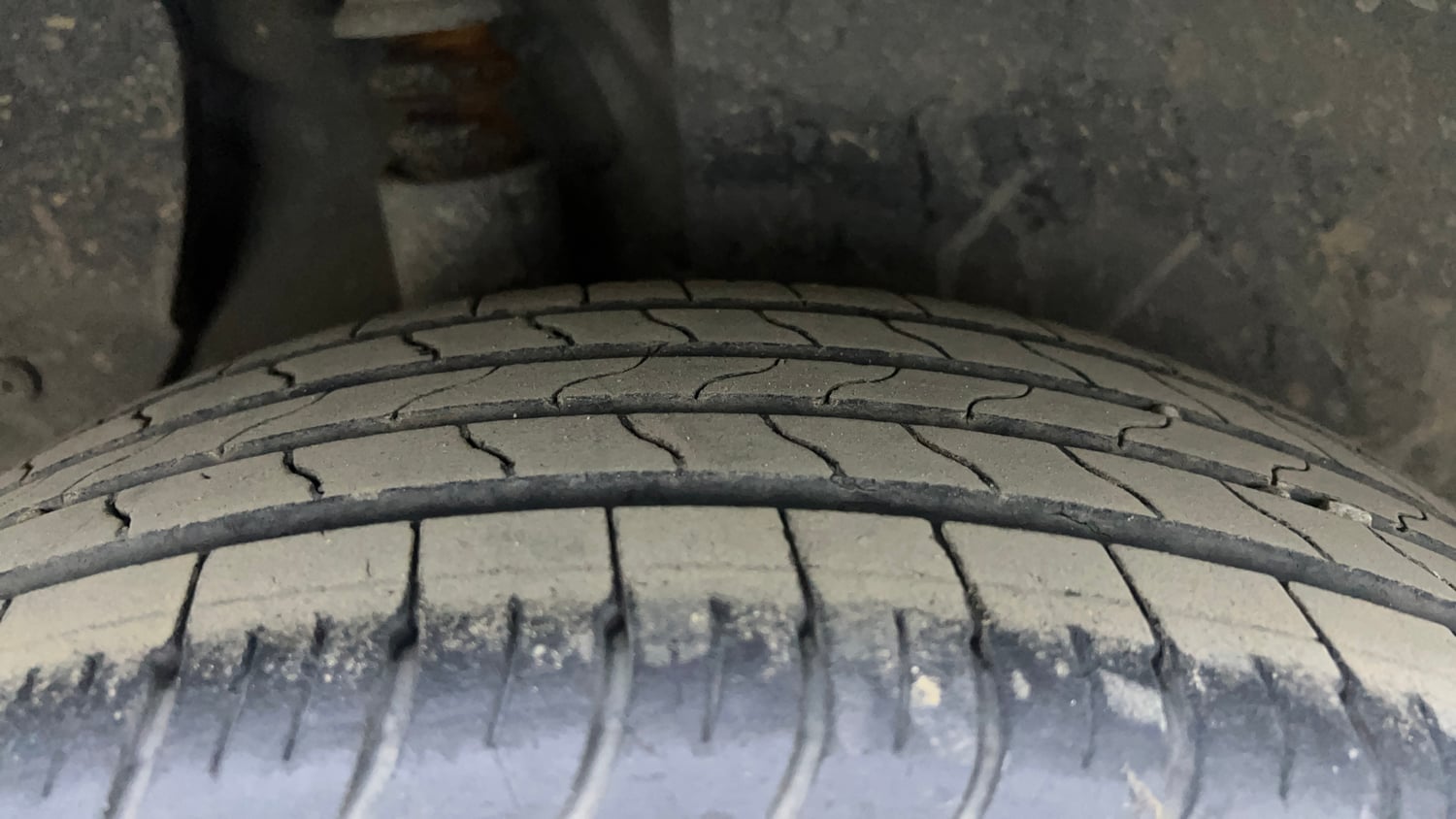 Used 2017 Hyundai Creta 1.6 SX Plus Petrol Petrol Manual tyres RIGHT REAR TYRE TREAD VIEW