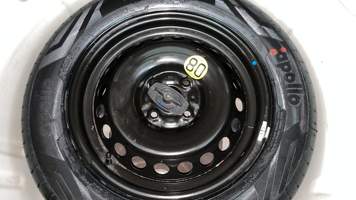 Used 2023 Toyota Glanza V Petrol Manual tyres SPARE TYRE VIEW