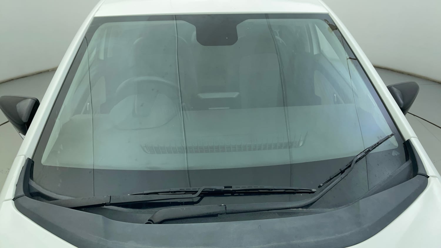 Used 2023 Tata Altroz XZ Diesel Diesel Manual exterior FRONT WINDSHIELD VIEW