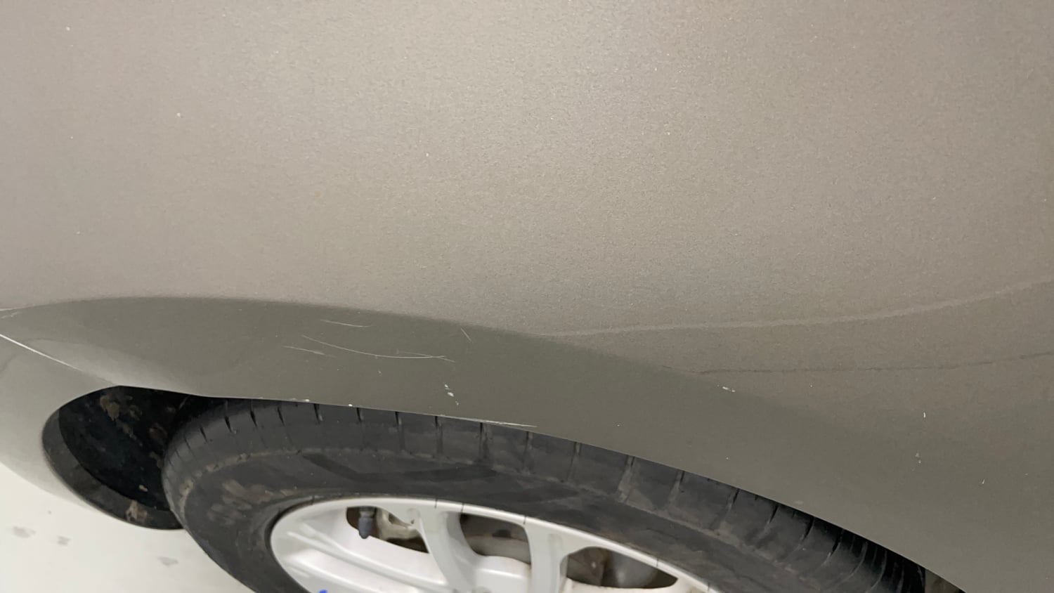 Used 2018 Maruti Suzuki Swift ZXi AMT Petrol Automatic dents MINOR DENT