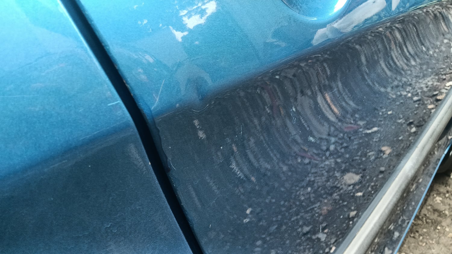 Used 2015 Maruti Suzuki Celerio ZXi Petrol Manual dents MINOR DENT