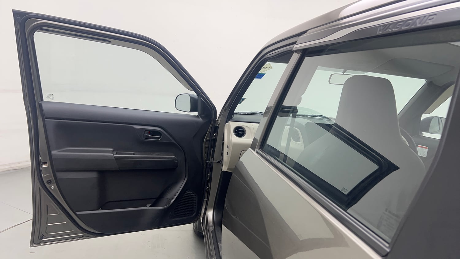 Used 2023 Maruti Suzuki Wagon R LXI 1.0 CNG Cng Manual interior LEFT FRONT DOOR OPEN VIEW