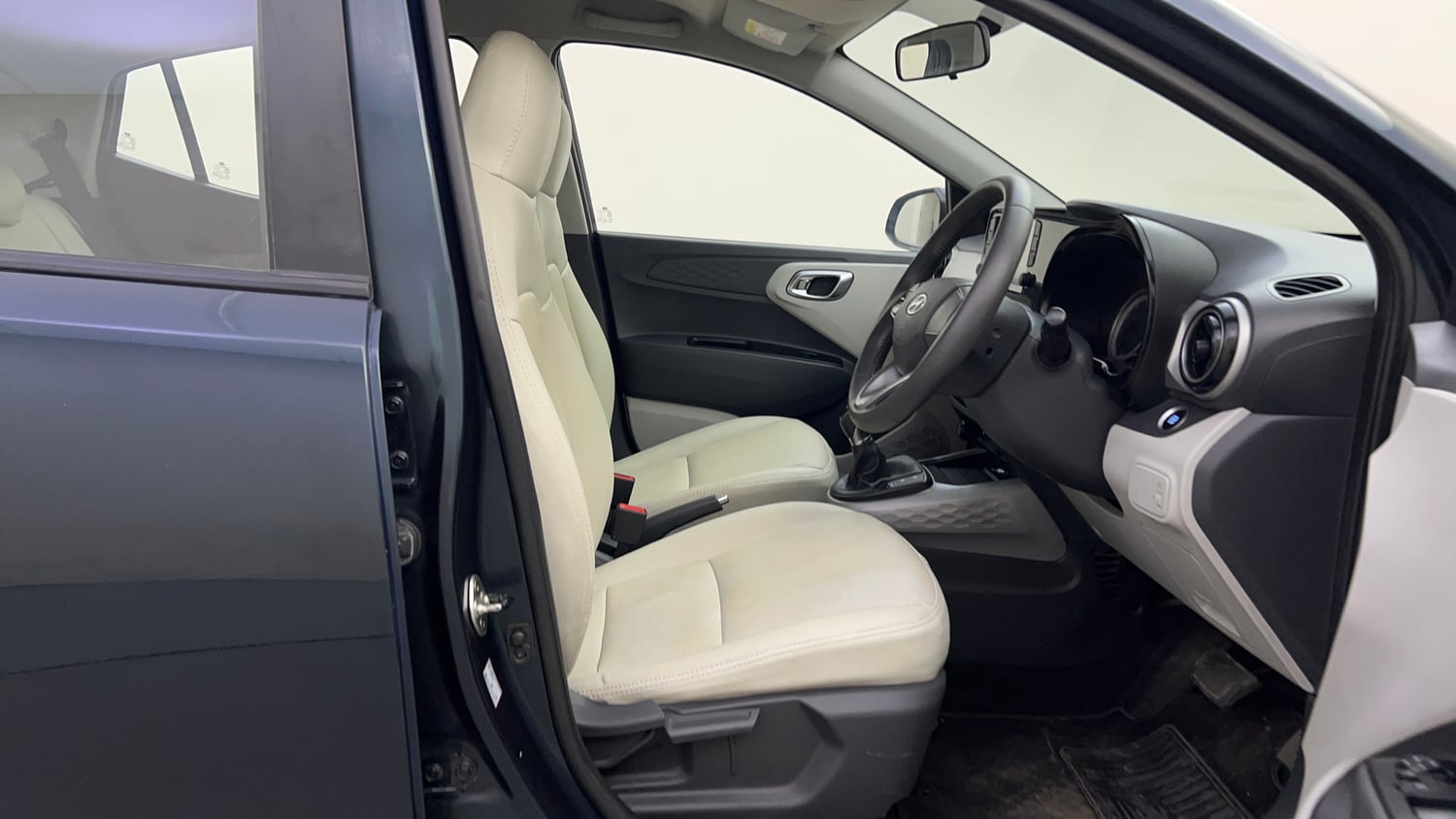 Used 2021 Hyundai Grand i10 Nios Asta AMT 1.2 Kappa VTVT Petrol Automatic interior RIGHT SIDE FRONT DOOR CABIN VIEW