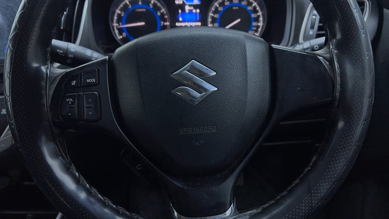 Used 2021 Maruti Suzuki Baleno Zeta Petrol Manual top_features Airbags