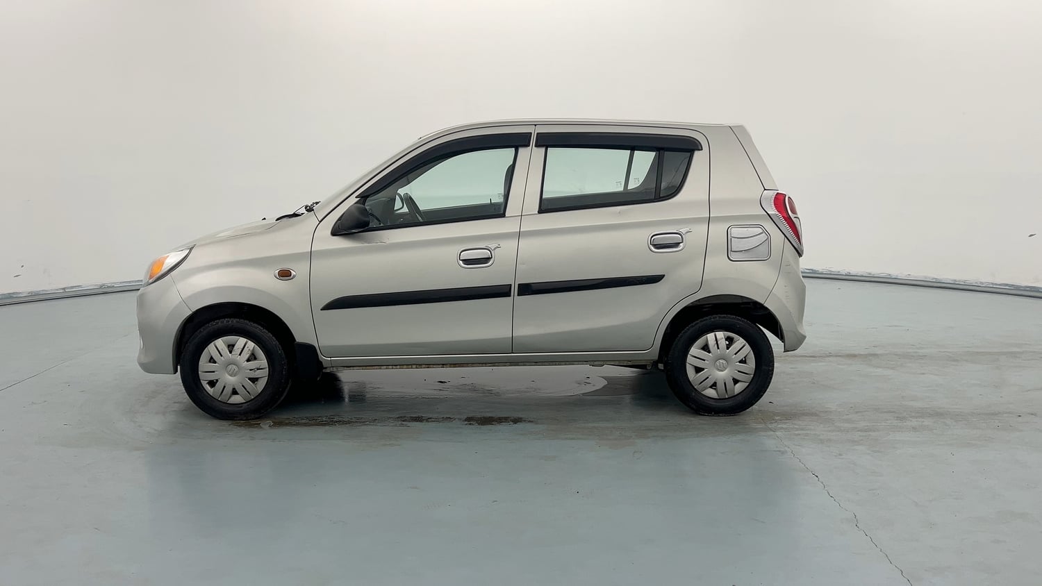 Used 2018 Maruti Suzuki Alto 800 VXi Petrol Manual exterior LEFT SIDE VIEW