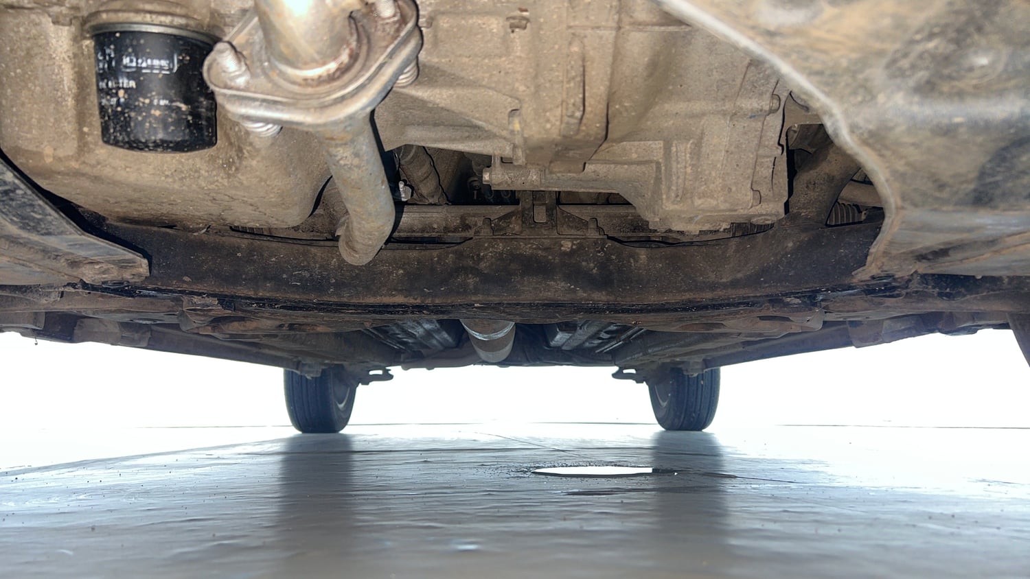 Used 2016 Maruti Suzuki Swift Dzire ZXI Petrol Manual extra FRONT LEFT UNDERBODY VIEW