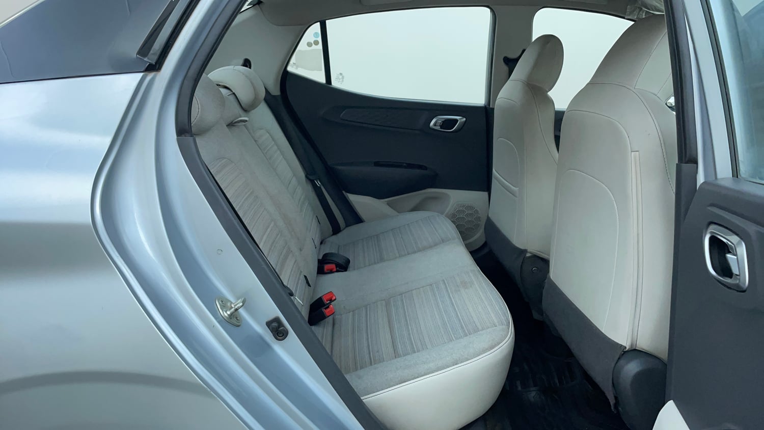 Used 2022 Hyundai Aura SX 1.2 Petrol Petrol Manual interior RIGHT SIDE REAR DOOR CABIN VIEW