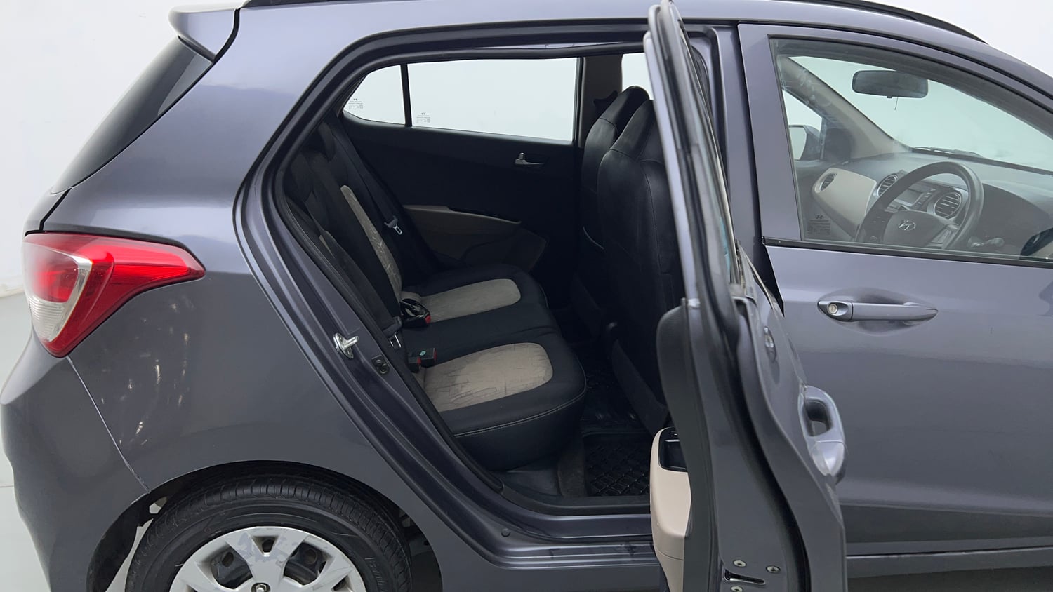 Used 2016 Hyundai Grand i10 Sportz 1.2 Kappa VTVT Petrol Manual interior RIGHT SIDE REAR DOOR CABIN VIEW
