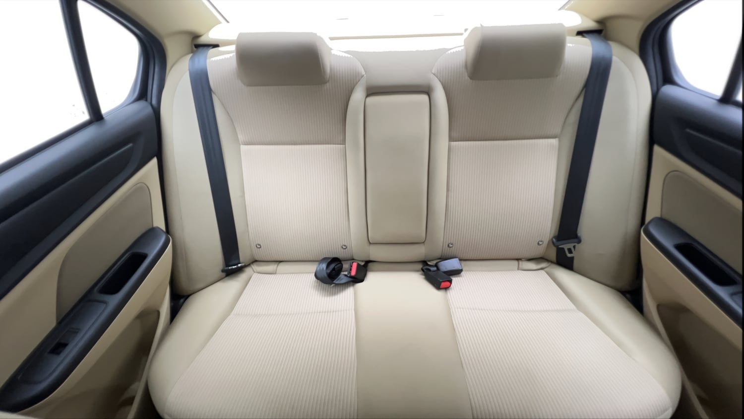 Used 2021 Honda Amaze 1.2 VX MT Petrol Petrol Manual interior REAR SEAT CONDITION VIEW