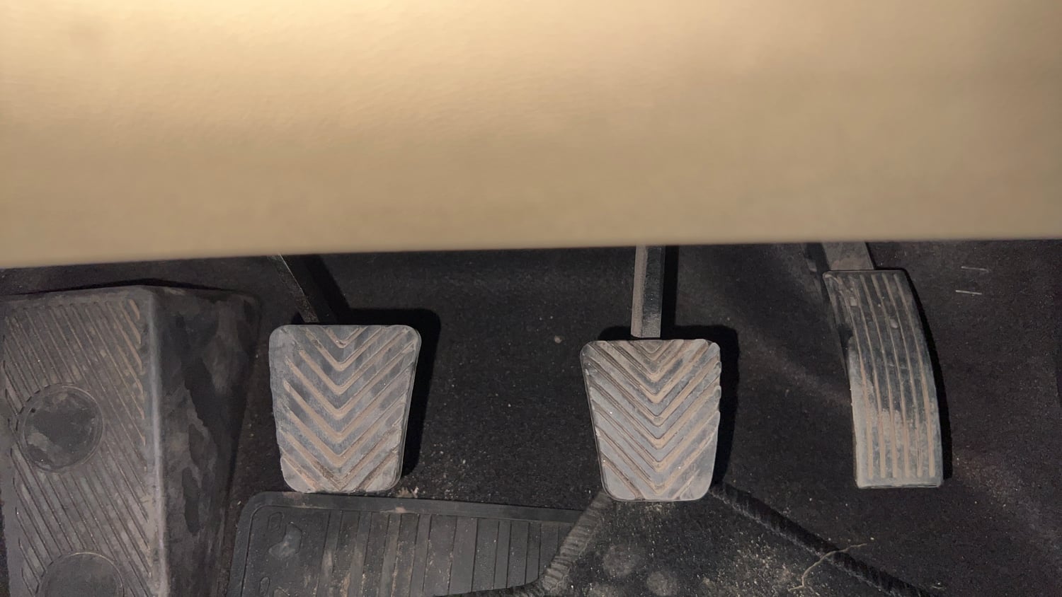 Used 2016 Hyundai Verna 1.6 VTVT SX Petrol Manual interior PEDALS VIEW