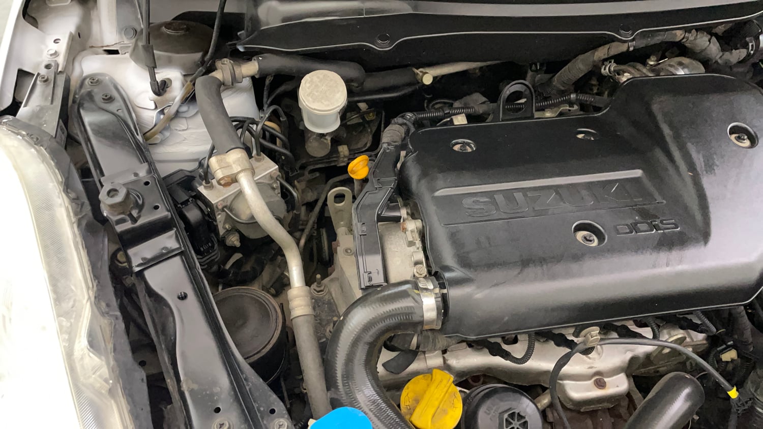Used 2017 Maruti Suzuki Swift ZDi Diesel Manual engine ENGINE RIGHT SIDE VIEW