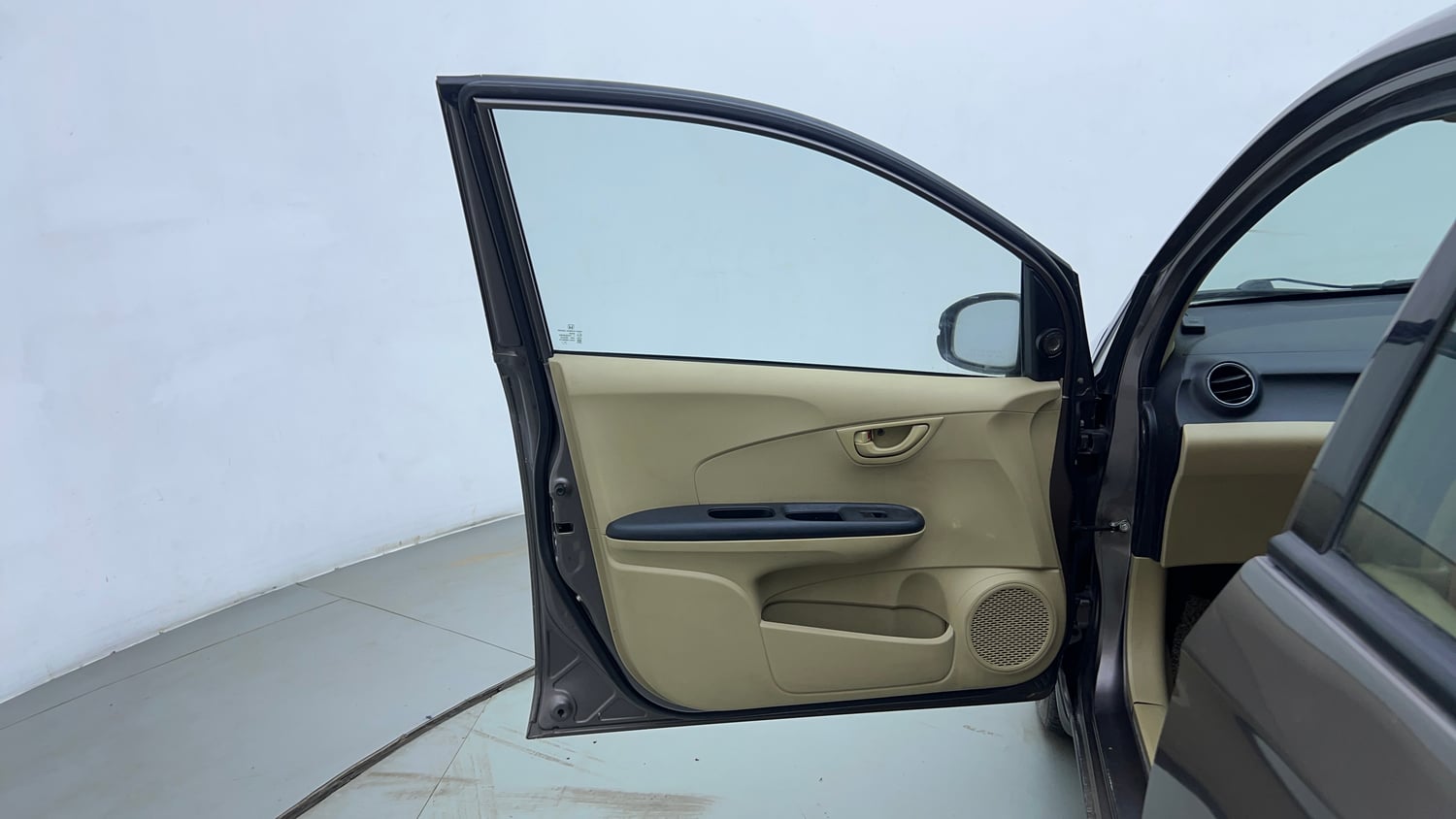 Used 2015 Honda Amaze 1.2 S i-VTEC Petrol Manual interior LEFT FRONT DOOR OPEN VIEW