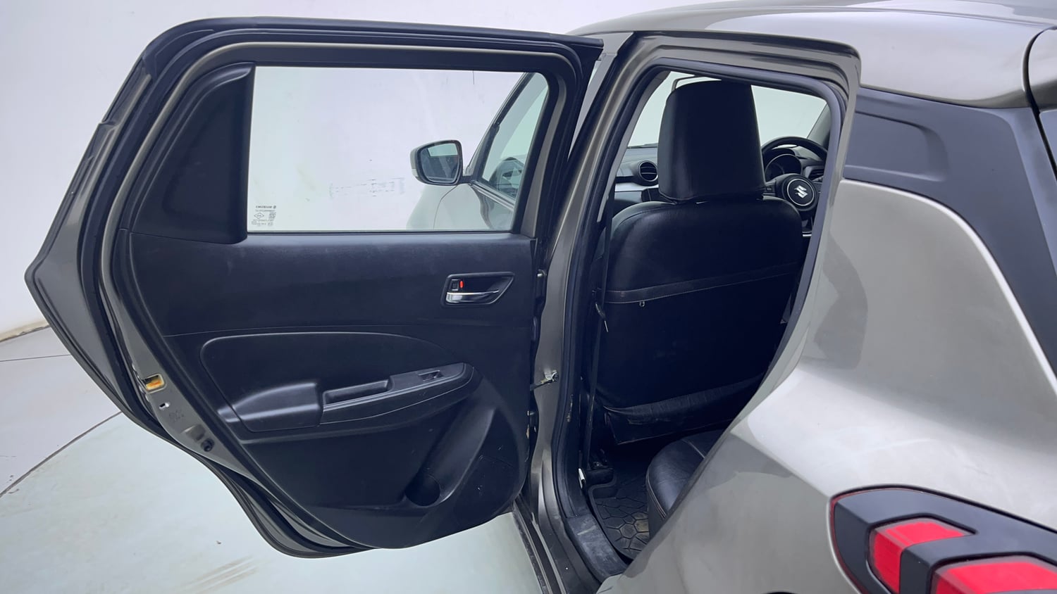 Used 2022 Maruti Suzuki Swift ZXi Petrol Manual interior LEFT REAR DOOR OPEN VIEW