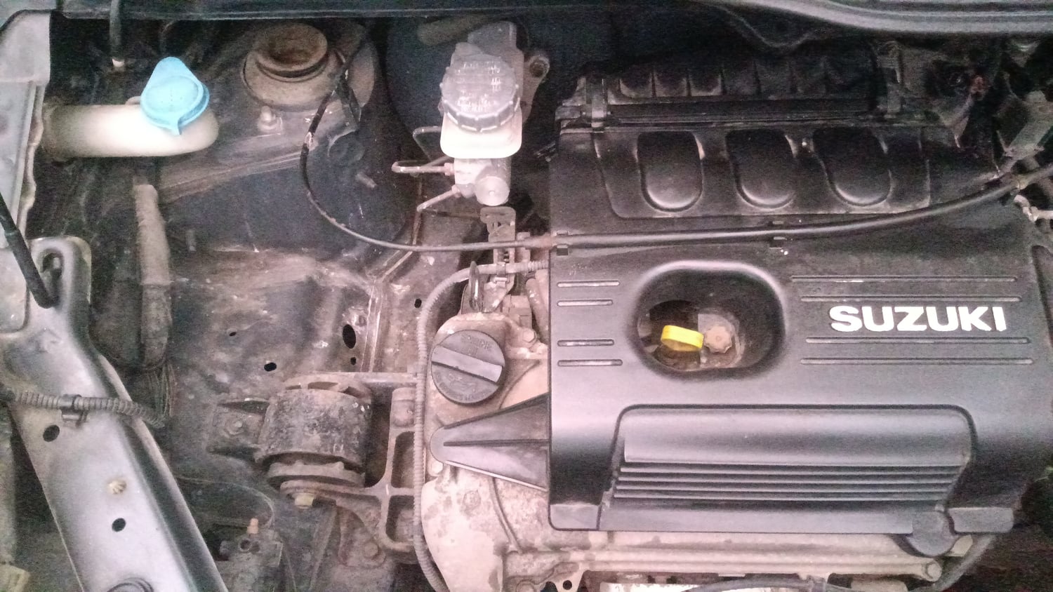 Used 2012 Maruti Suzuki Wagon R 1.0 VXi Petrol Manual engine ENGINE RIGHT SIDE VIEW