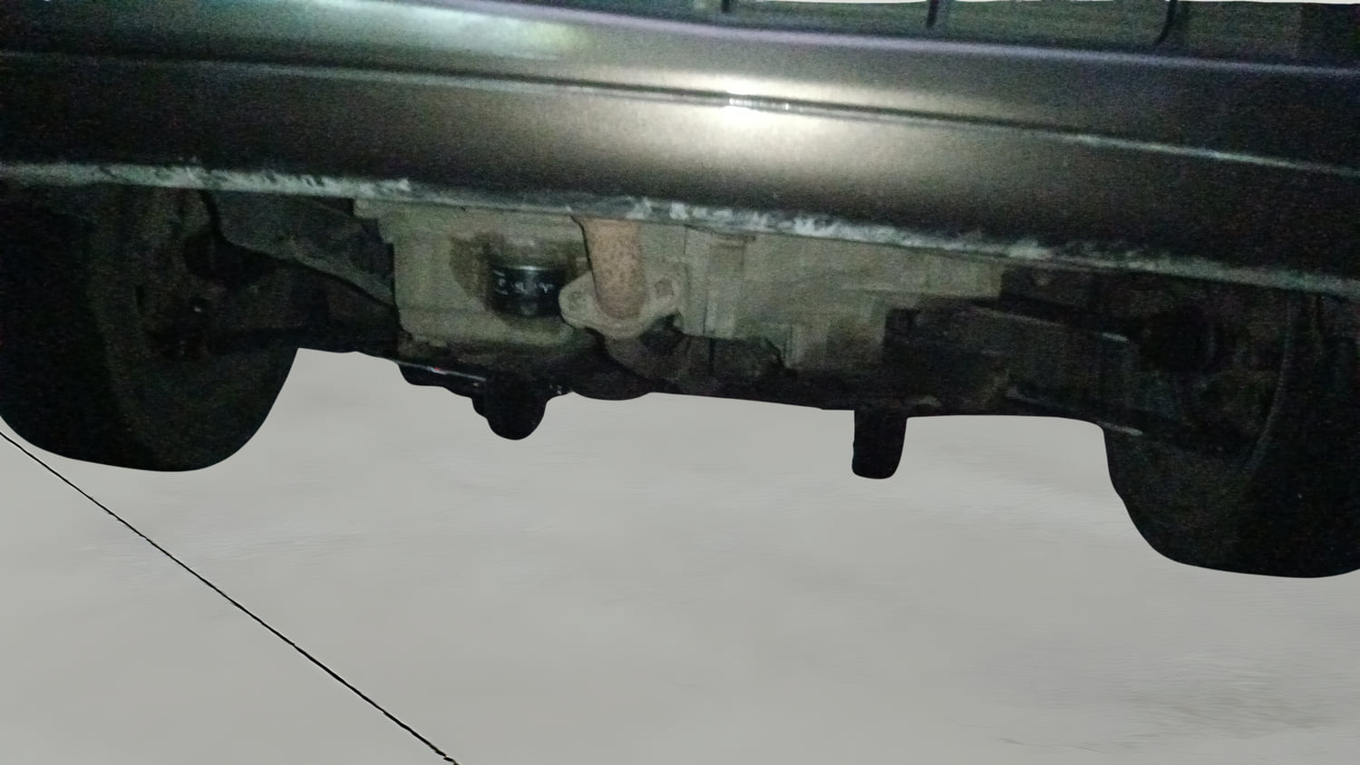 Used 2012 Maruti Suzuki Wagon R 1.0 VXi Petrol Manual extra FRONT LEFT UNDERBODY VIEW