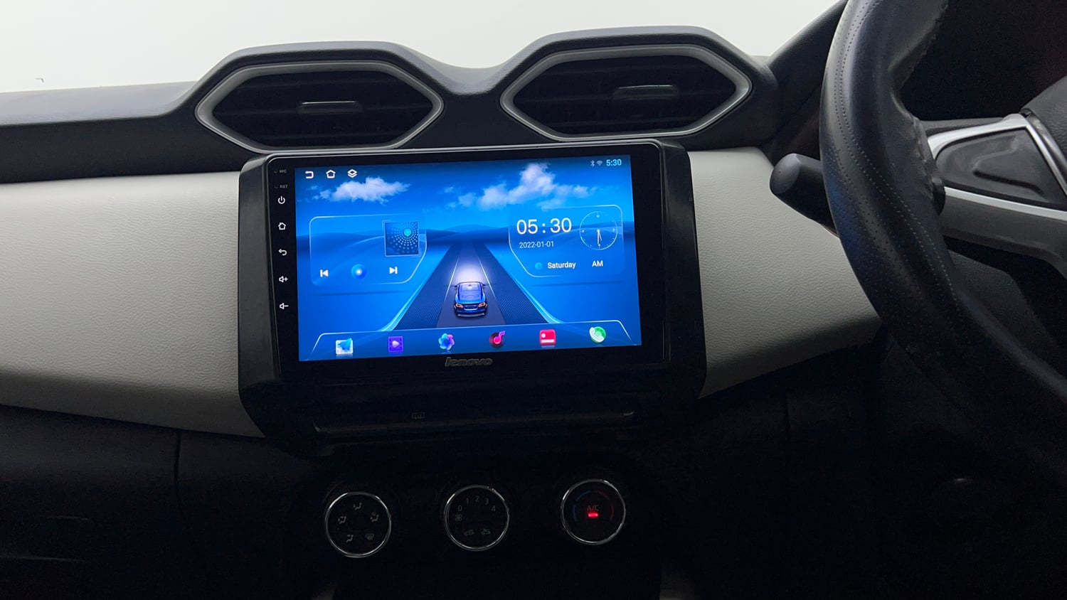 Used 2023 Nissan Magnite XE Petrol Manual interior MUSIC SYSTEM & AC CONTROL VIEW