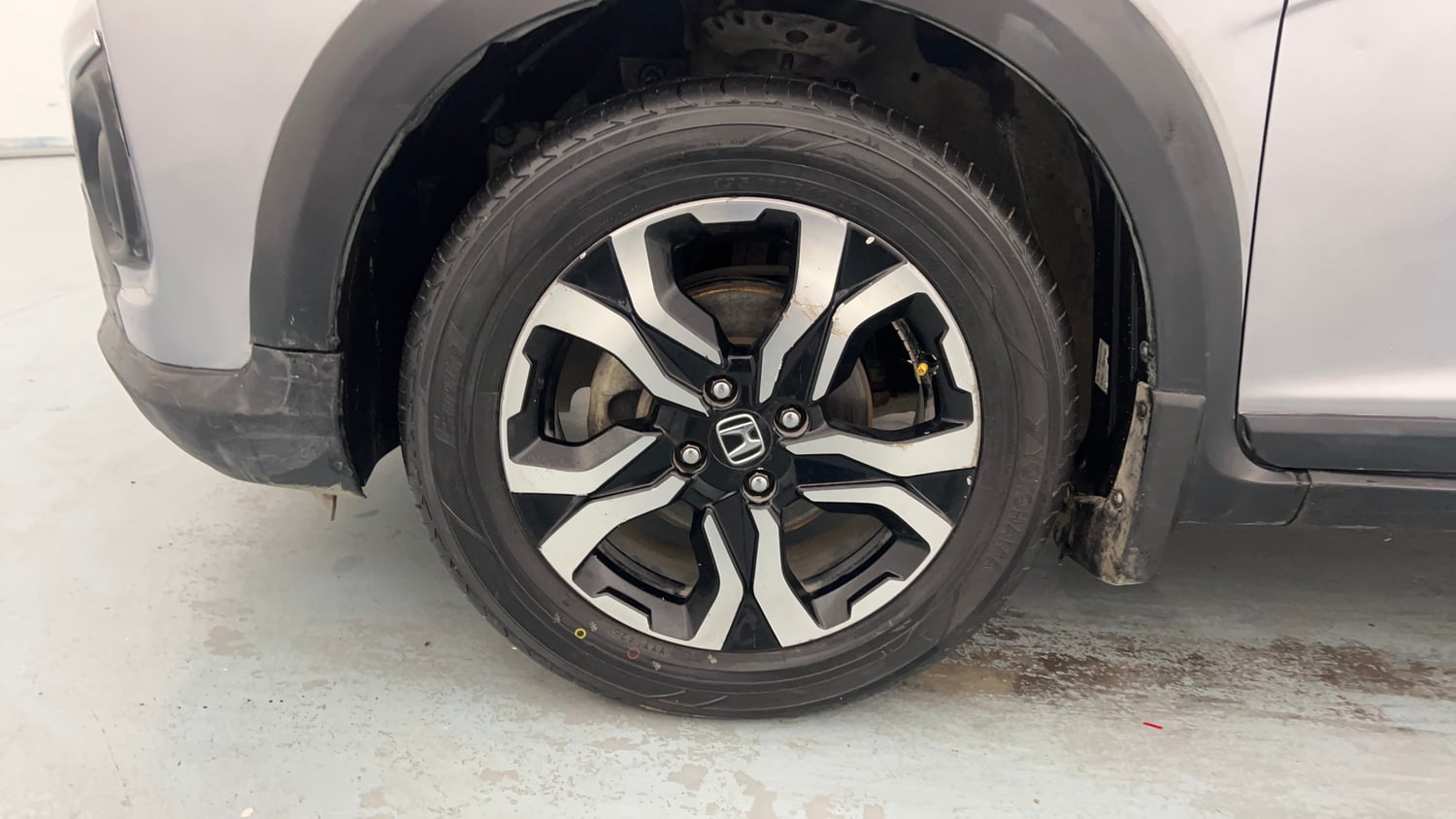 Used 2021 Honda WR-V VX MT Petrol Petrol Manual tyres LEFT FRONT TYRE RIM VIEW