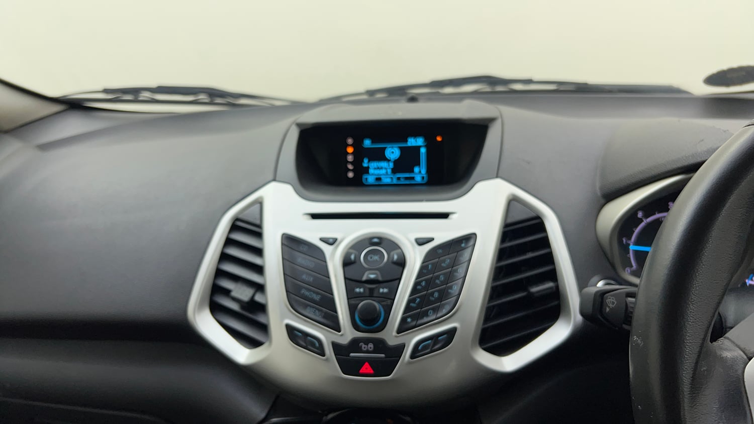 Used 2016 Ford EcoSport Titanium 1.5L TDCi Diesel Manual top_features Integrated (in-dash) music system