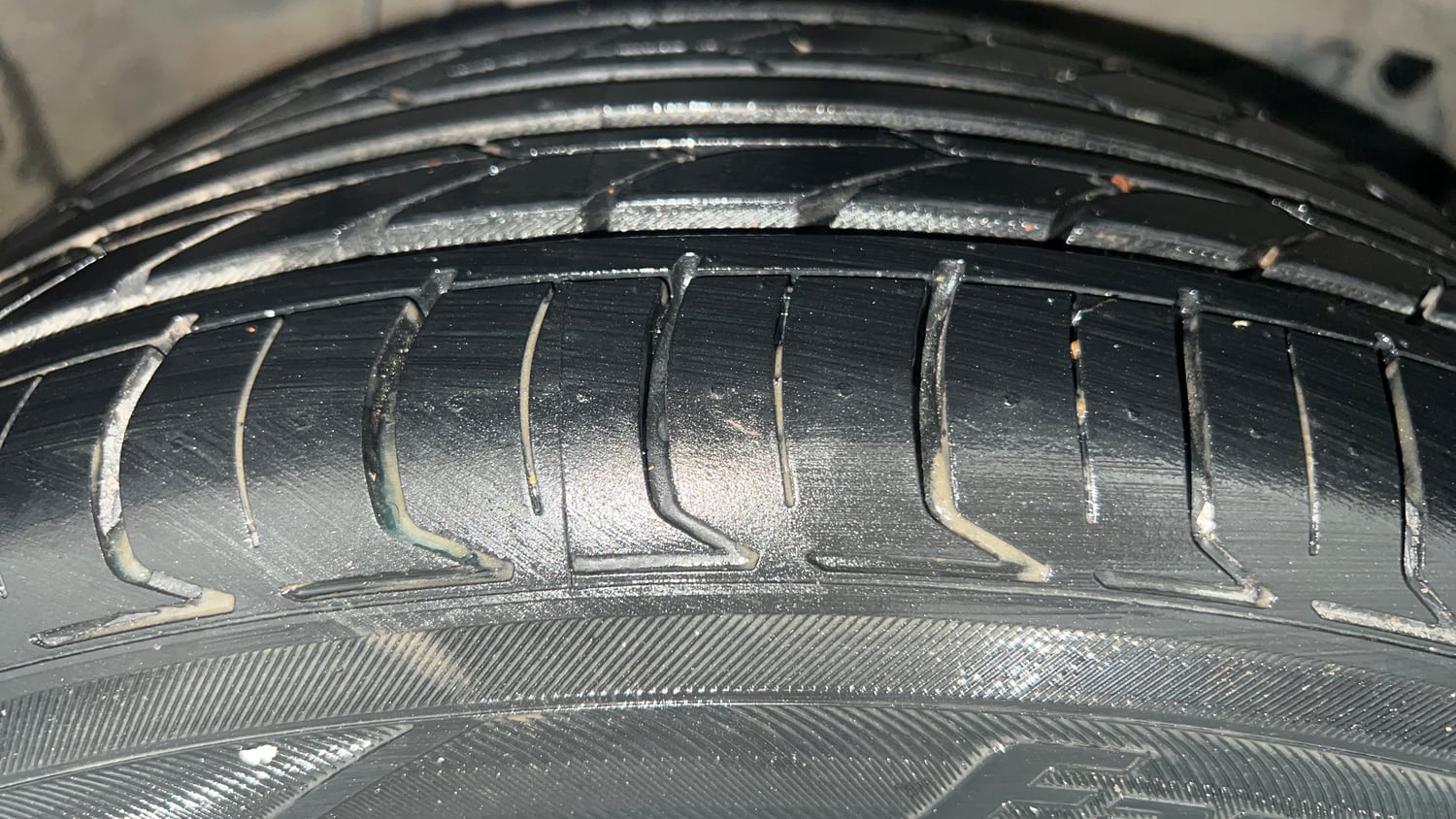 Used 2021 Honda WR-V VX MT Petrol Petrol Manual tyres RIGHT FRONT TYRE TREAD VIEW