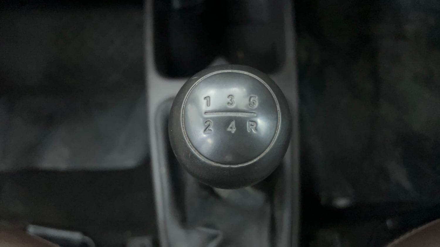Used 2016 Hyundai Eon Magna + Petrol Manual interior GEAR  KNOB VIEW