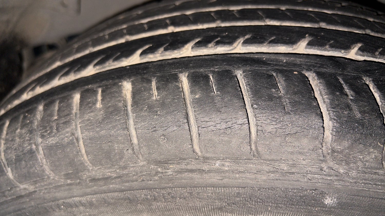 Used 2019 Honda WR-V VX MT Petrol Petrol Manual tyres LEFT REAR TYRE TREAD VIEW