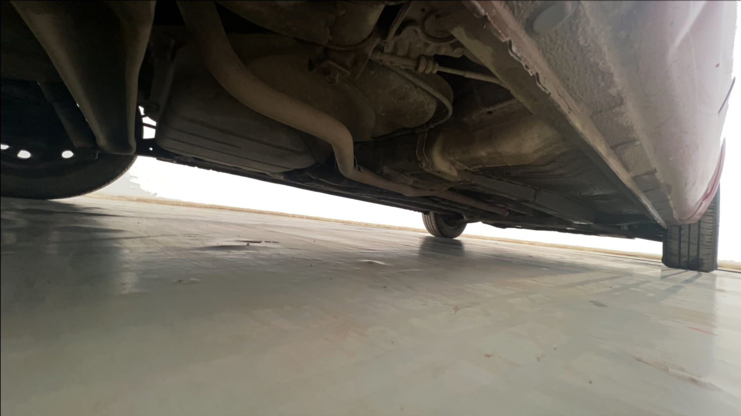 Used 2012 Hyundai i20 Magna (O) 1.2 Petrol Manual extra REAR RIGHT UNDERBODY VIEW