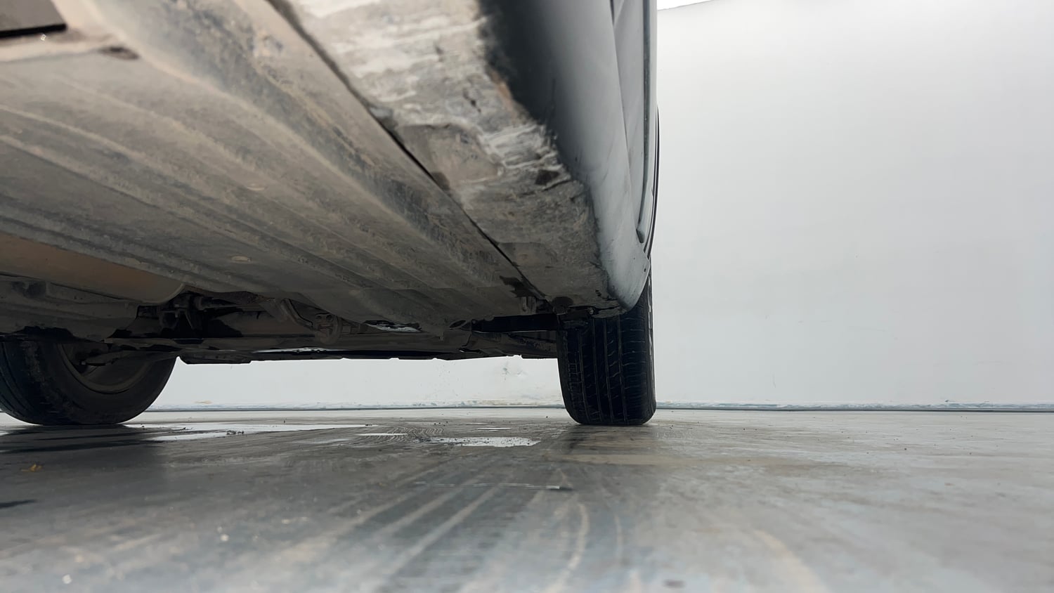 Used 2021 maruti-suzuki Vitara Brezza ZXi Plus Petrol Manual extra REAR RIGHT UNDERBODY VIEW