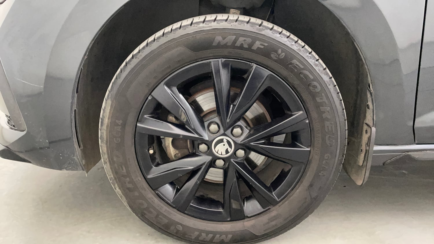 Used 2024 Skoda Slavia Ambition 1.0L TSI MT Petrol Manual tyres LEFT FRONT TYRE RIM VIEW