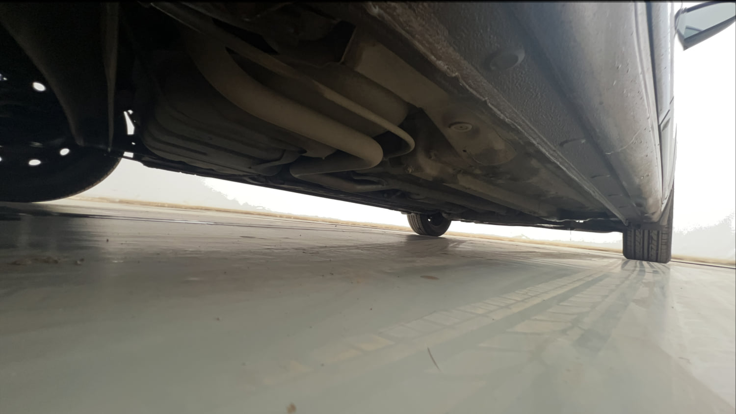 Used 2018 Hyundai Verna EX 1.4 VTVT Petrol Manual extra REAR RIGHT UNDERBODY VIEW
