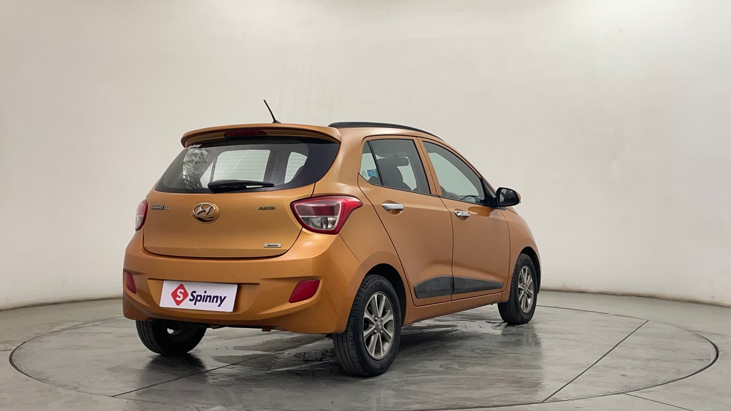 Used 2014 Hyundai Grand i10 Asta 1.2 Kappa VTVT Petrol Manual exterior RIGHT REAR CORNER VIEW