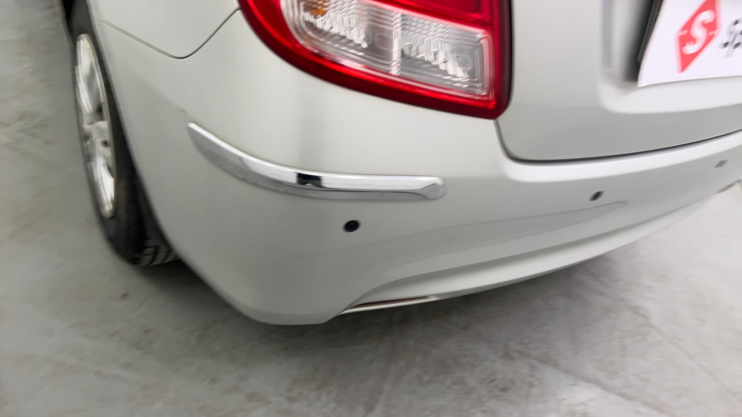 Used 2019 Maruti Suzuki Dzire VXi Petrol Manual dents MINOR SCRATCH