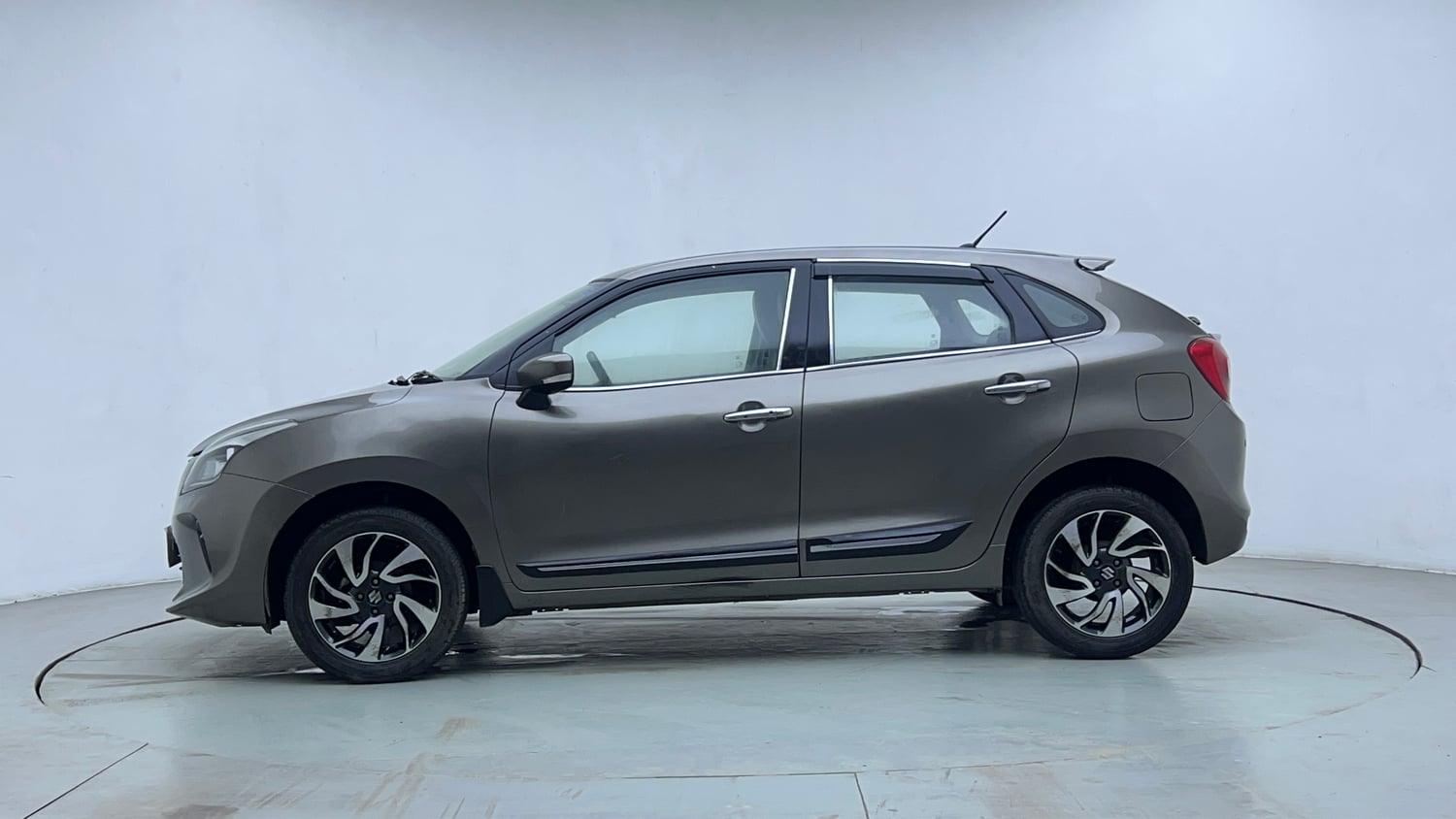 Used 2021 Maruti Suzuki Baleno Zeta Petrol Manual exterior LEFT SIDE VIEW