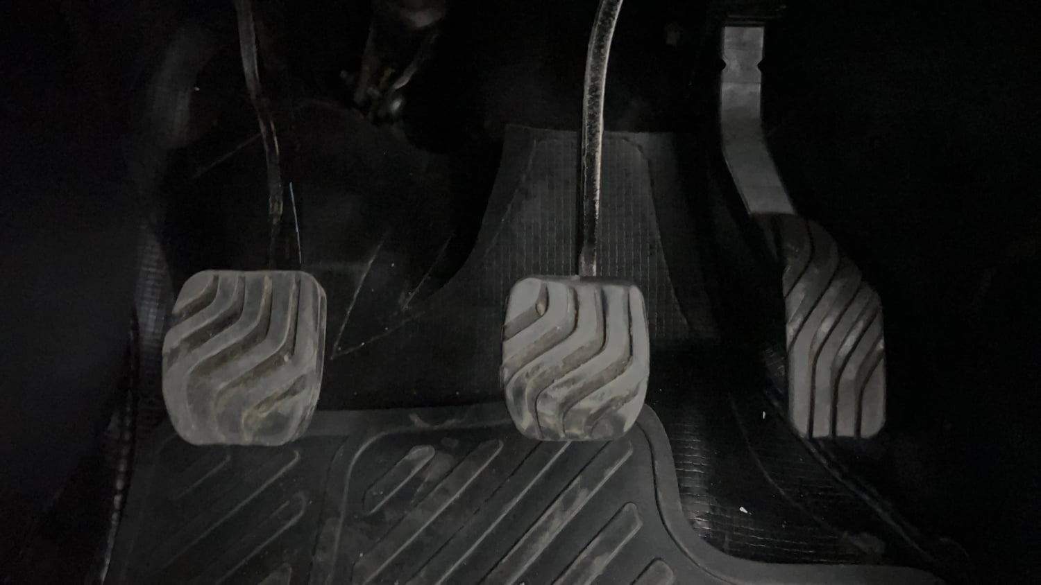 Used 2024 Nissan Magnite XE Petrol Manual interior PEDALS VIEW