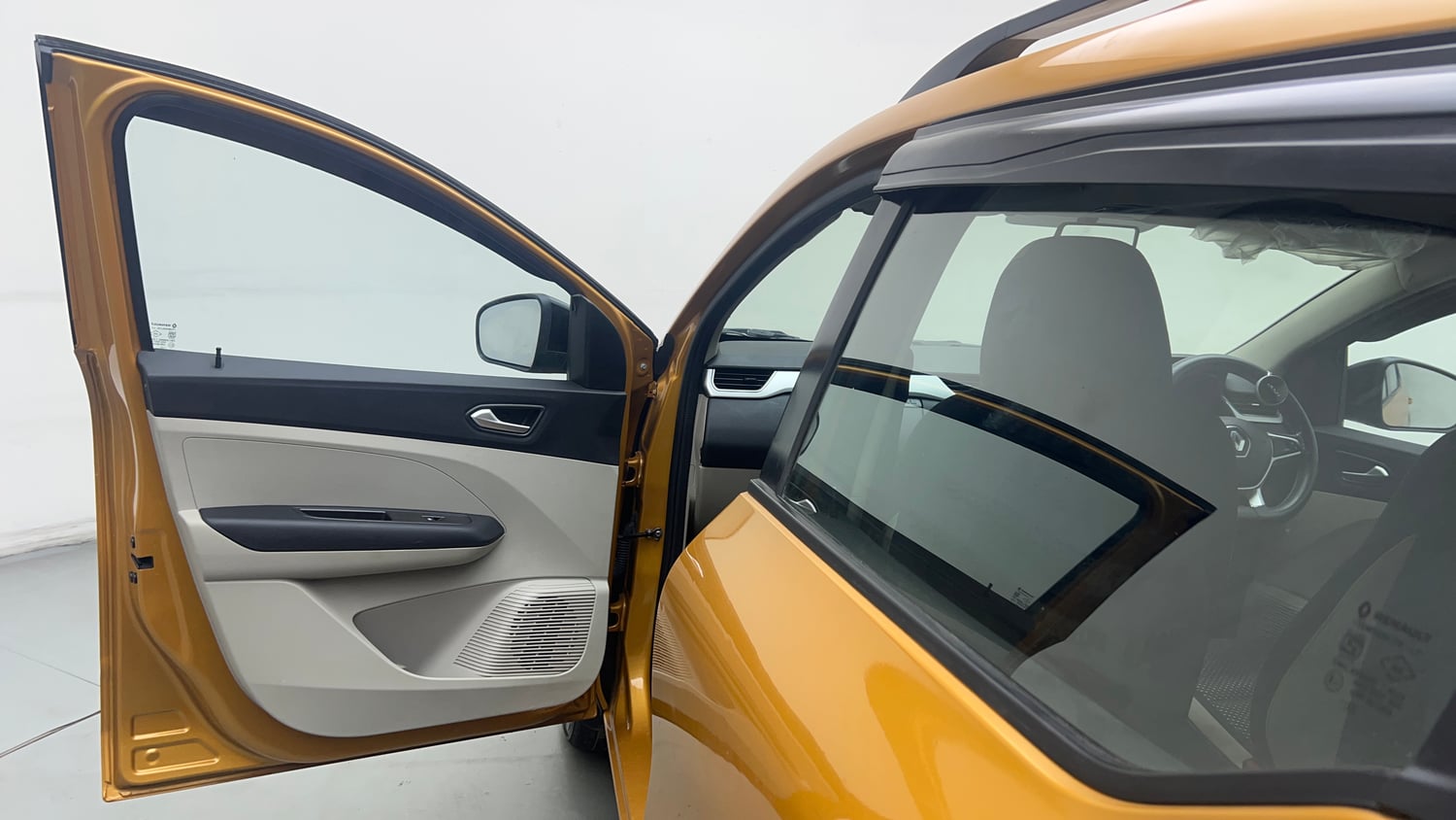 Used 2022 Renault Triber RXZ Petrol Manual interior LEFT FRONT DOOR OPEN VIEW