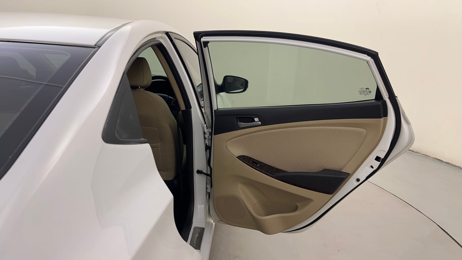 Used 2016 Hyundai Verna 1.6 VTVT SX Petrol Manual interior RIGHT REAR DOOR OPEN VIEW