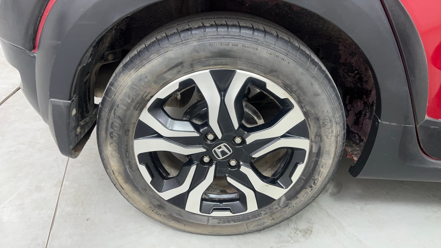 Used 2021 Honda WR-V VX MT Petrol Petrol Manual tyres RIGHT REAR TYRE RIM VIEW
