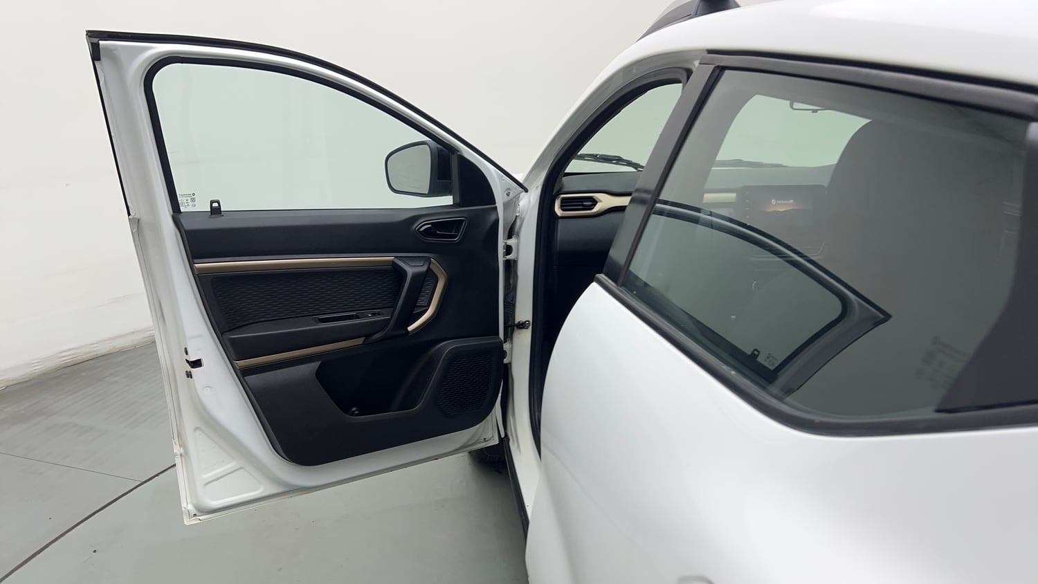 Used 2022 Renault Kiger RXT (O) Turbo CVT Petrol Automatic interior LEFT FRONT DOOR OPEN VIEW