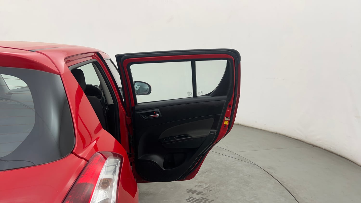 Used 2016 Maruti Suzuki Swift ZXi Petrol Manual interior RIGHT REAR DOOR OPEN VIEW