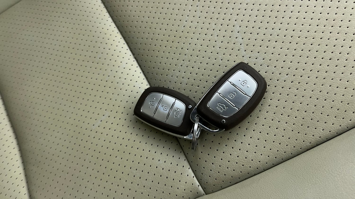 Used 2021 Hyundai Grand i10 Nios Asta AMT 1.2 Kappa VTVT Petrol Automatic extra CAR KEY VIEW