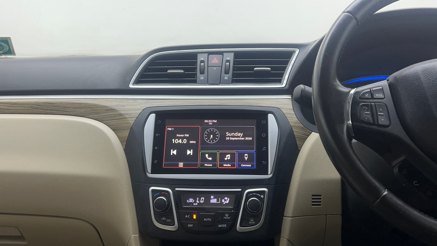 Used 2022 Maruti Suzuki Ciaz Alpha 1.5 Petrol Manual interior MUSIC SYSTEM & AC CONTROL VIEW