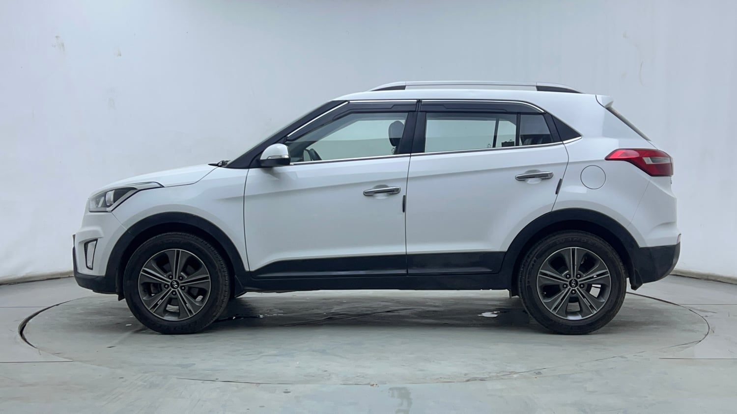 Used 2017 Hyundai Creta 1.6 SX Plus AT Petrol Petrol Automatic exterior LEFT SIDE VIEW